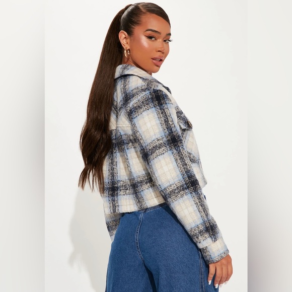 Plaid Cropped Shacket - Picture 2 of 2